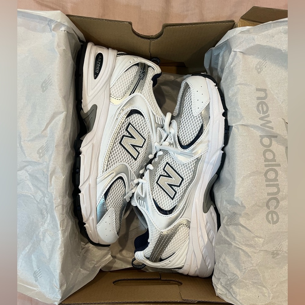 New Balance 530 White Silver Navy (Size 7.5 mens / 9 womens)